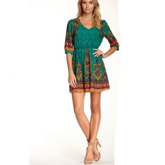 Dresses & Skirts - 🍄 CL22 Dress